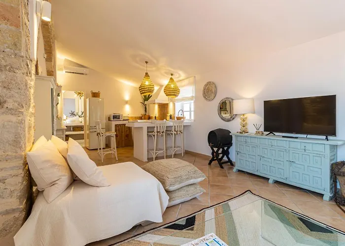 Atico La Casa Rosa - Parking Opcional דירה