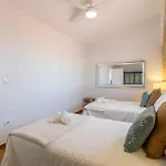 Atico La Casa Rosa - Parking Opcional Apartment